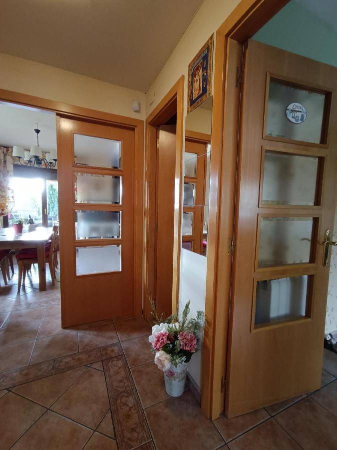 Cuarenta Y Ocho Luces Konuk evi Burgo Dış mekan fotoğraf